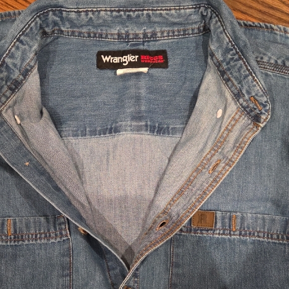 Wrangler® RIGGS Workwear® Denim Long-Sleeve Work Shirt - Picture 6 of 8